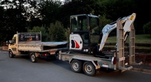 Stammholzspalten mit Kegelspalter